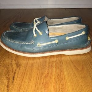 Sperry top-sider “gold cup” boat shoes